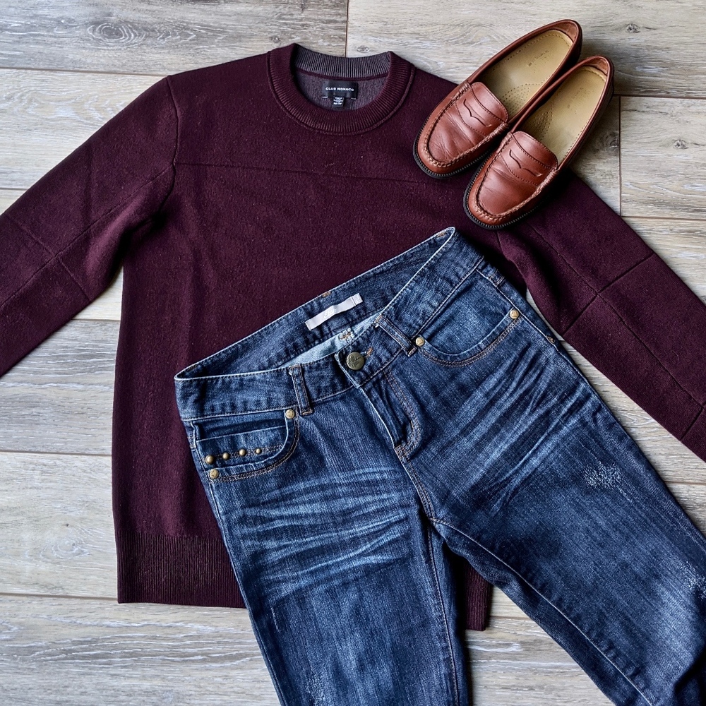 Mid-Rise Straight Jeans in Dark Wash